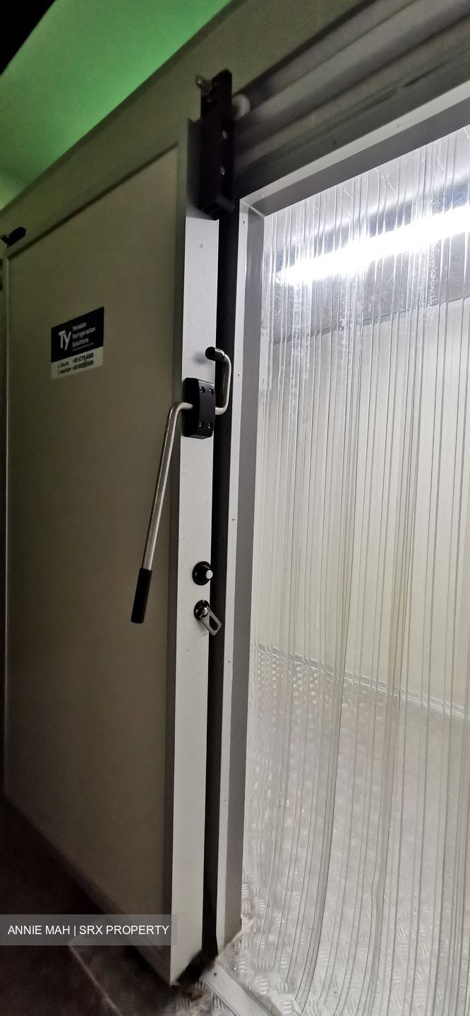 Lorong 13 Geylang (D14), Shop House #437099701